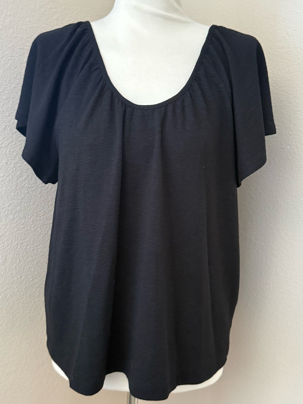 NWT Banana Republic Scoopneck Top